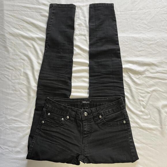 Y2K Suko jeans black low rise skinny jeans embroidered pockets Size 2 grunge emo - Picture 4 of 8